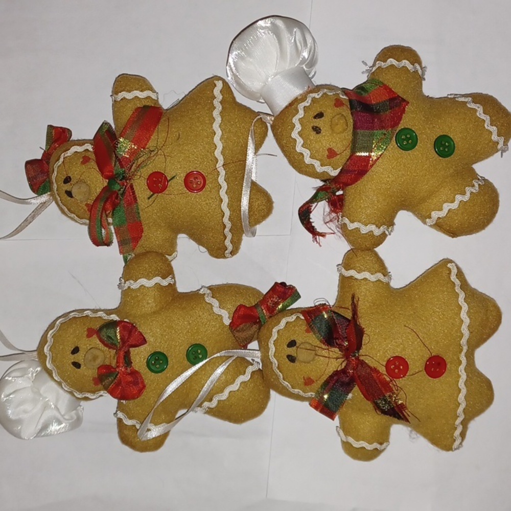 4 Gingerbread Chef Boys & Girls Felt Hanging Christmas Ornaments